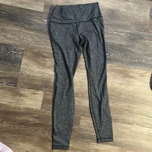Lululemon athletica grey yoga hi rise leggings pants. Size 8